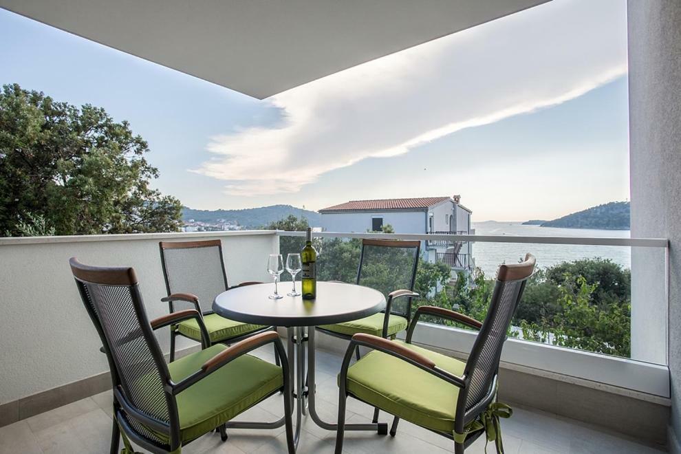 Apartments Jelena Ražanj Buitenkant foto
