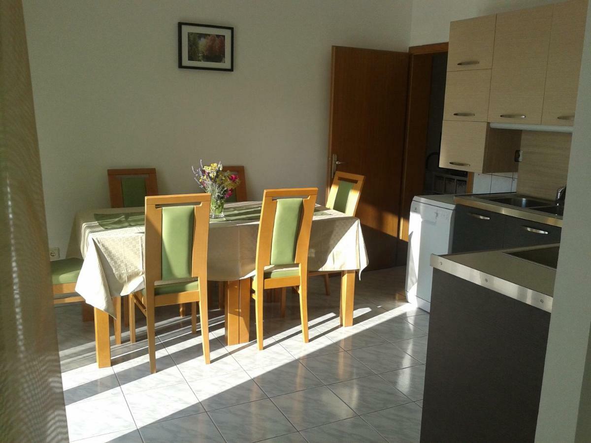 Apartments Jelena Ražanj Buitenkant foto