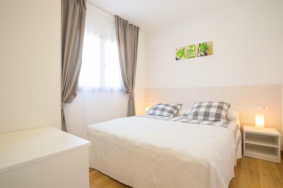 Apartments Jelena Ražanj Buitenkant foto