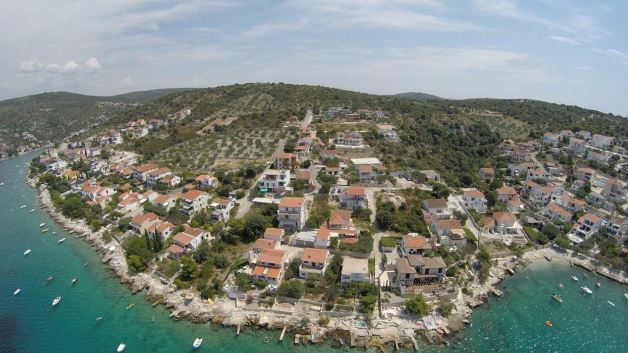 Apartments Jelena Ražanj Buitenkant foto