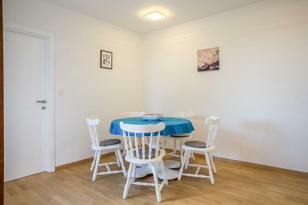 Apartments Jelena Ražanj Buitenkant foto